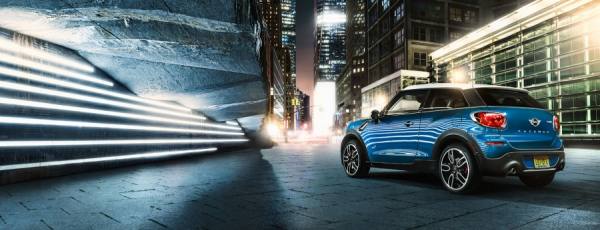 Photograph Johannes Kuehn Mini Paceman on One Eyeland